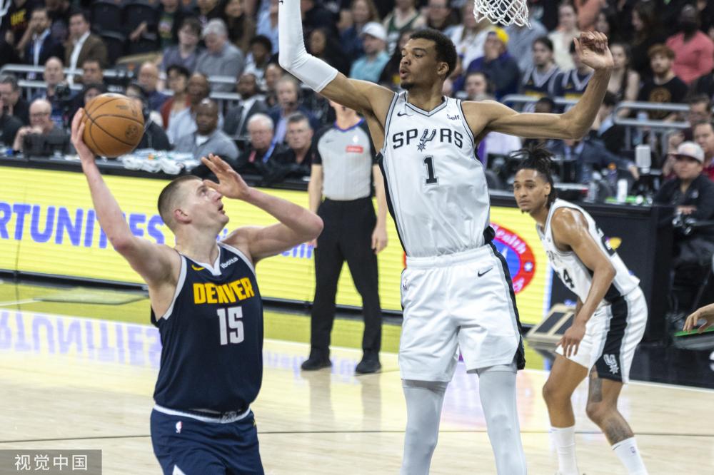 临门一脚 临门一脚